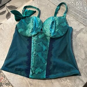 Cacique Corset